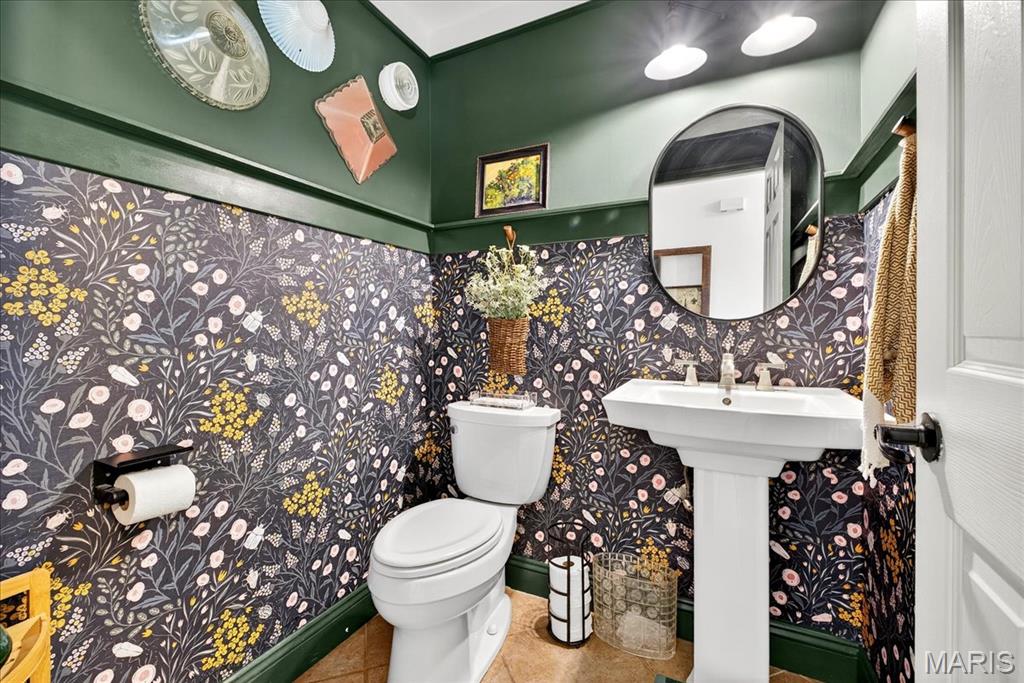 3987 Poppy Marie Lane