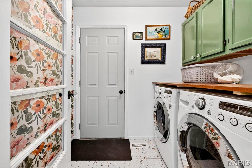 3987 Poppy Marie Lane