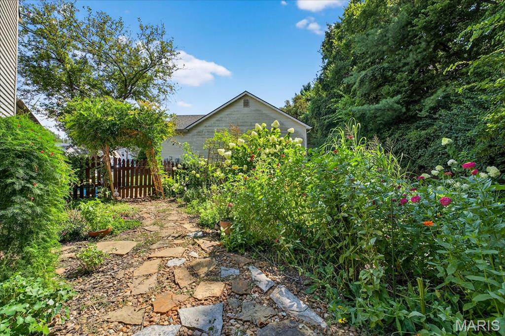 3987 Poppy Marie Lane