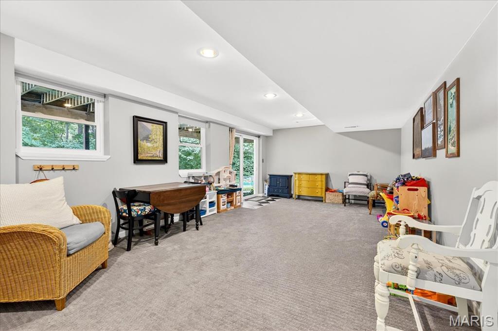 3987 Poppy Marie Lane