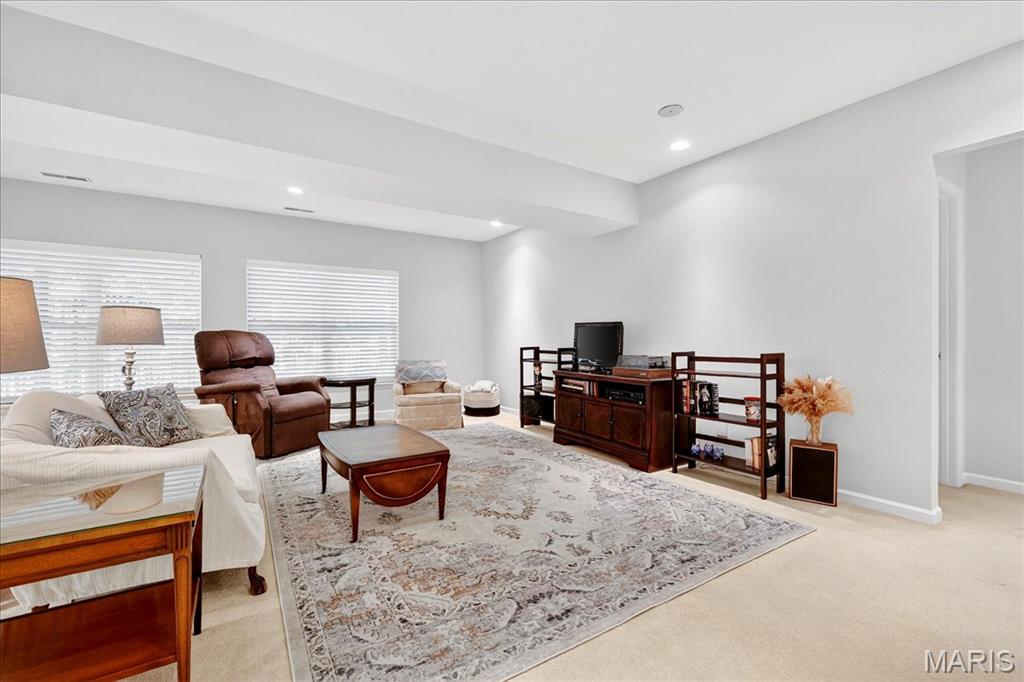 23 Sappington Villa Court