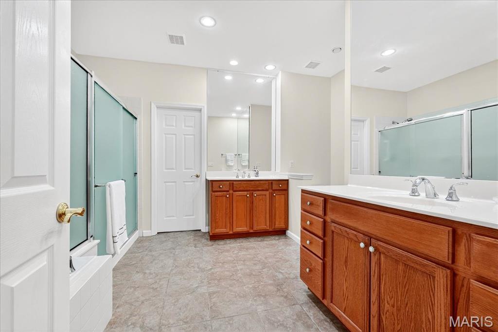 23 Sappington Villa Court