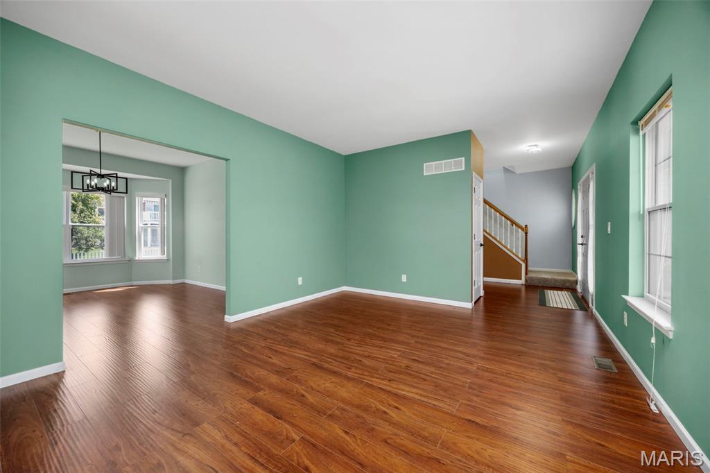 6050 Cardinal Creek Drive Drive