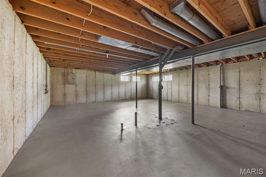 6050 Cardinal Creek Drive Drive