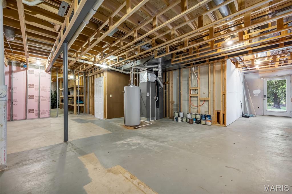 924 Forest Lake Court