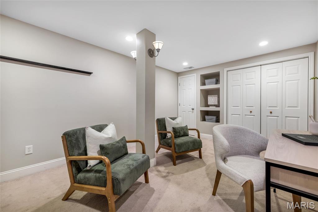 924 Forest Lake Court