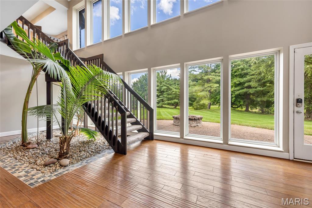 924 Forest Lake Court