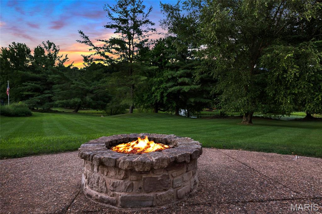 924 Forest Lake Court