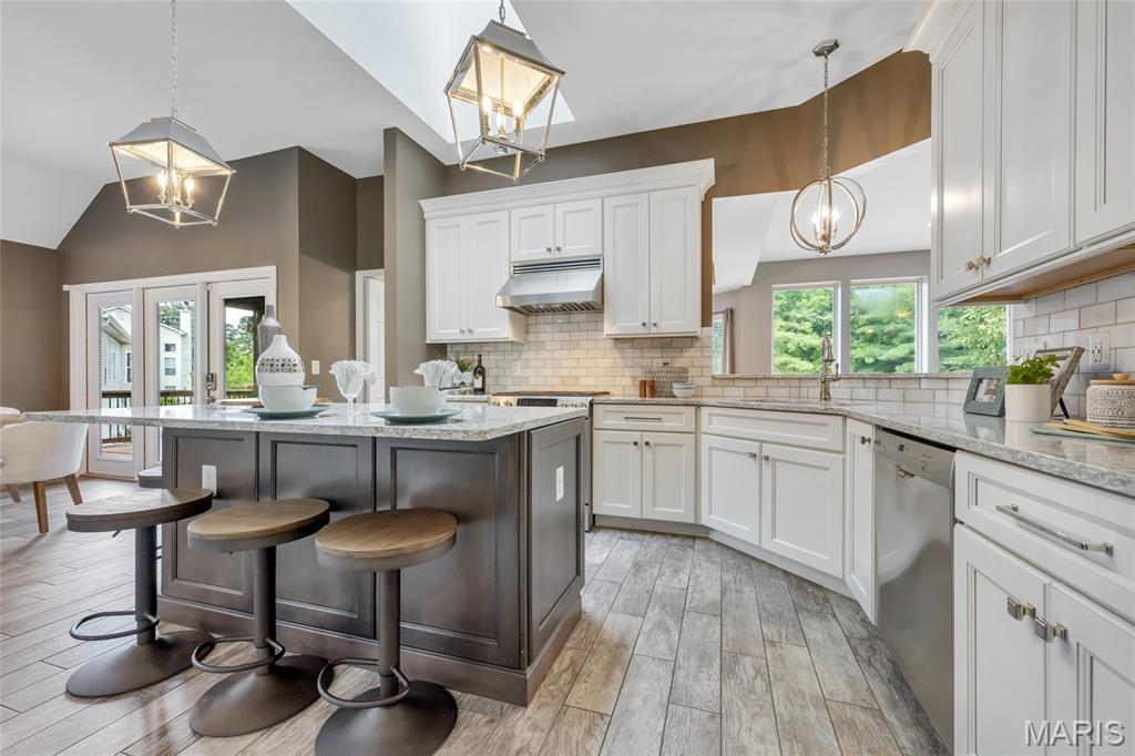 924 Forest Lake Court