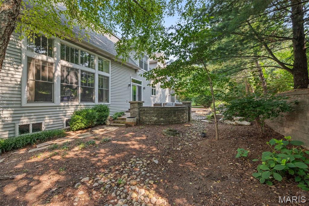 1001 Scarlet Bend Court