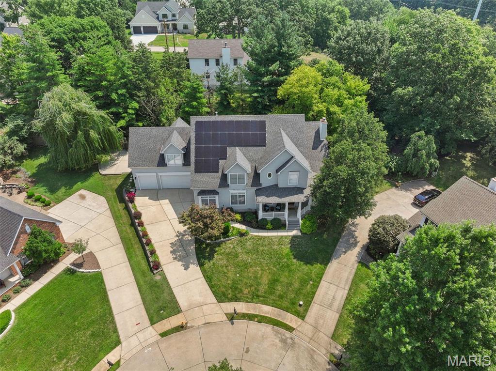 1001 Scarlet Bend Court