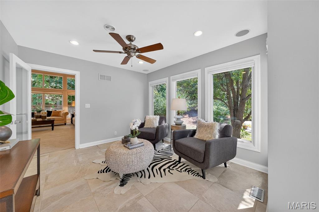 1001 Scarlet Bend Court