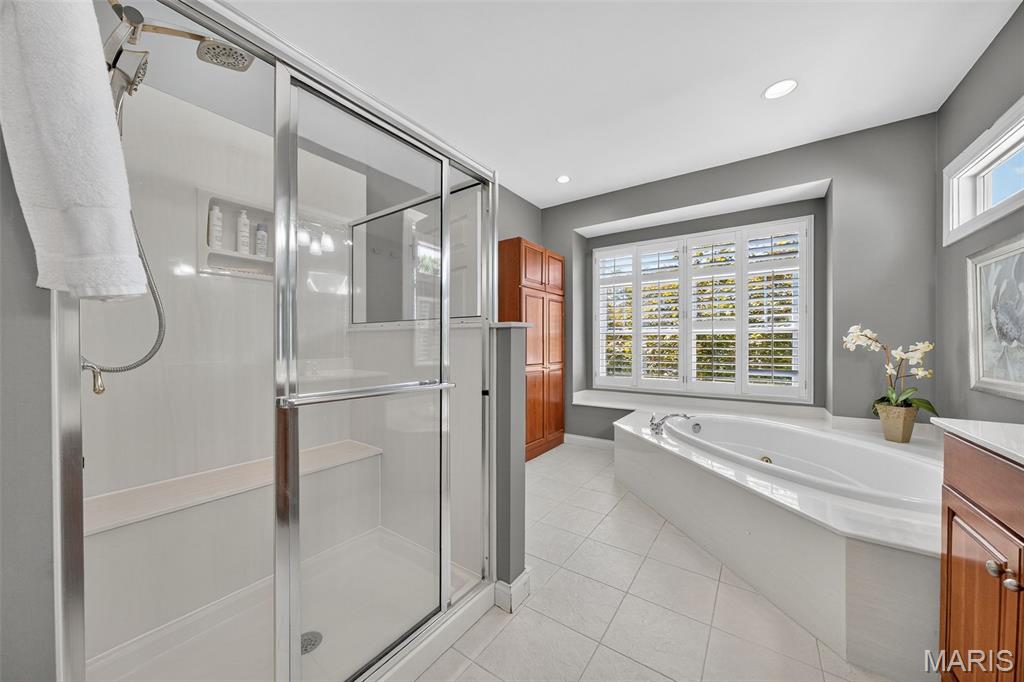 1001 Scarlet Bend Court