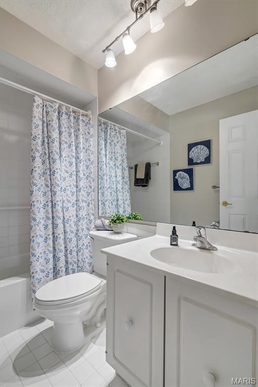 1509 Hedgeford Drive Unit: 2