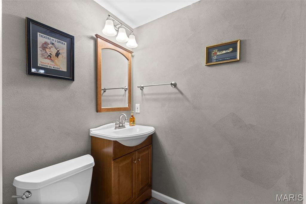 17136 Windsor Crest Boulevard