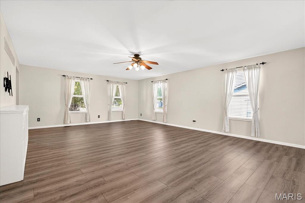 4022 Cambridge Crossing Drive