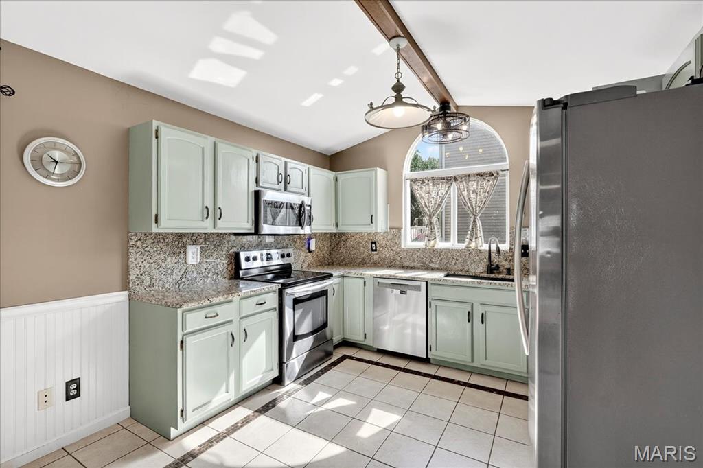 4022 Cambridge Crossing Drive