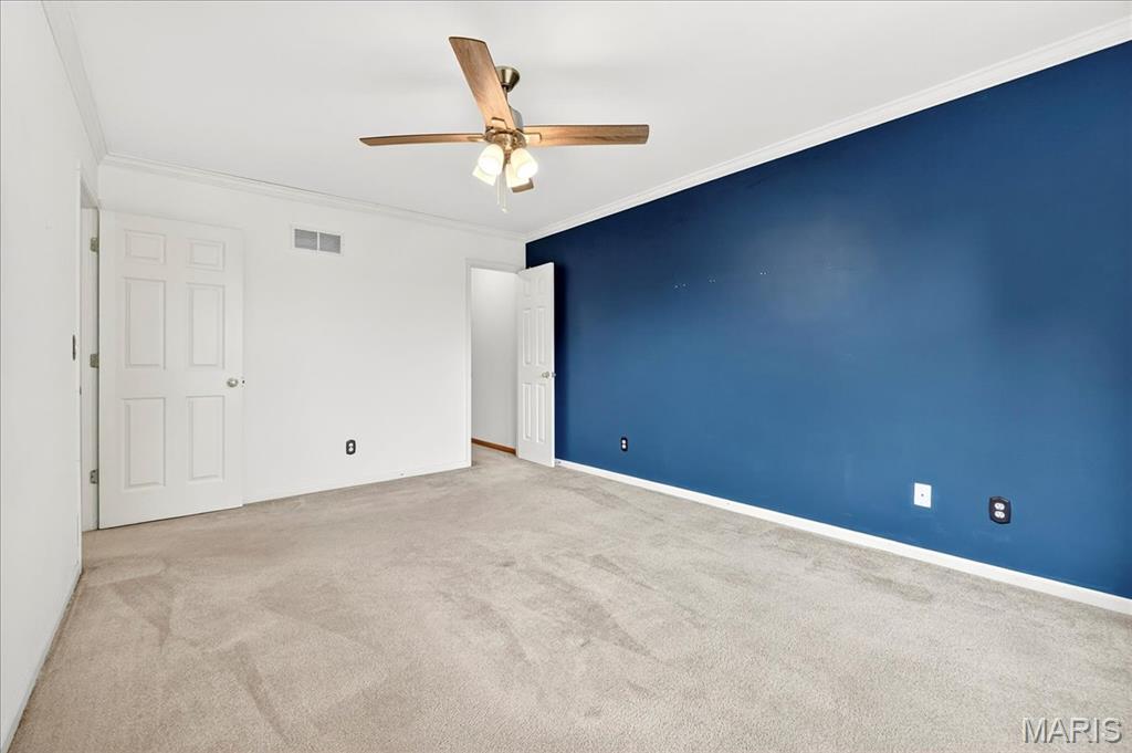 4022 Cambridge Crossing Drive