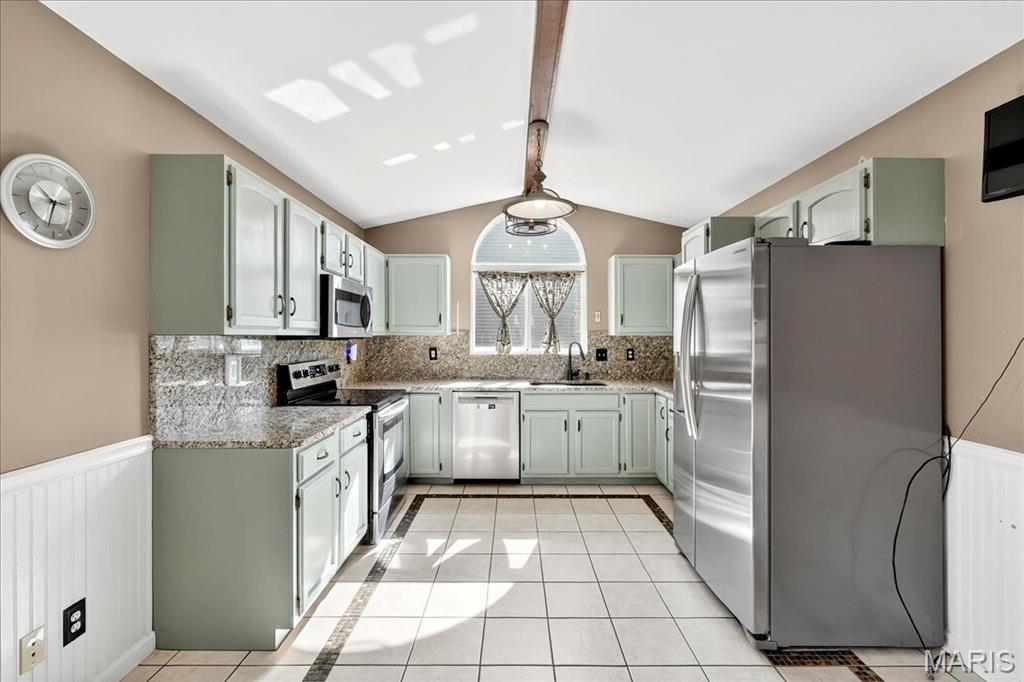 4022 Cambridge Crossing Drive