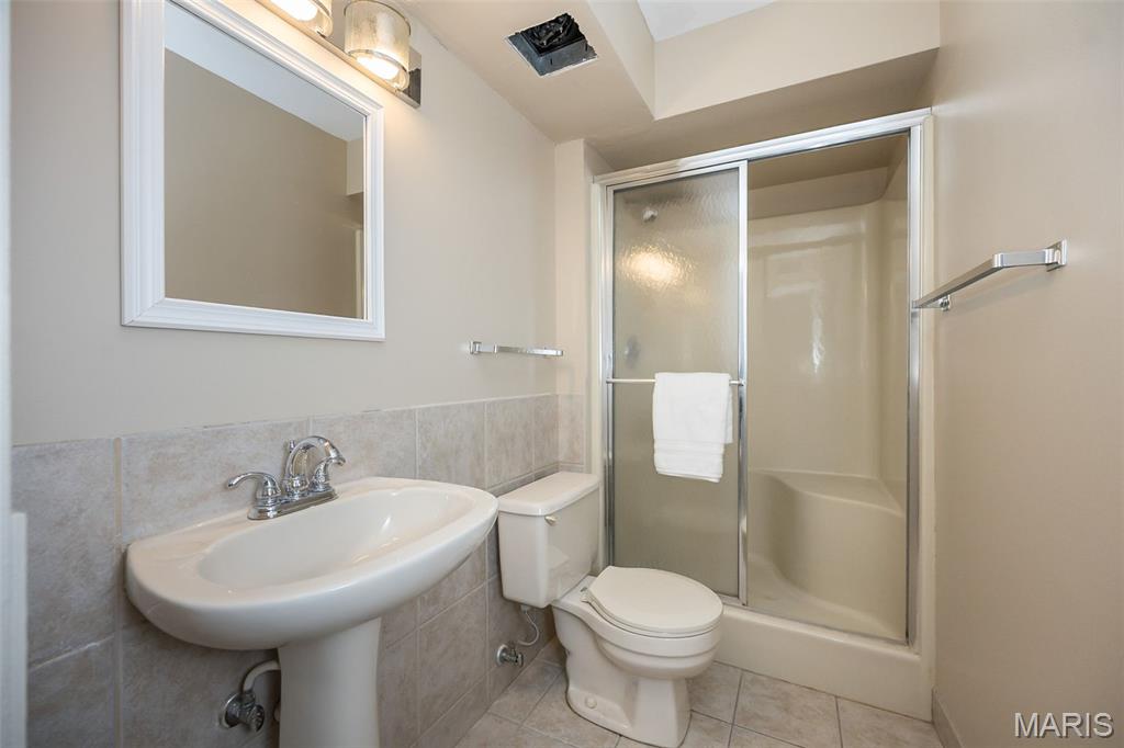 1621 Walpole Drive Unit: B