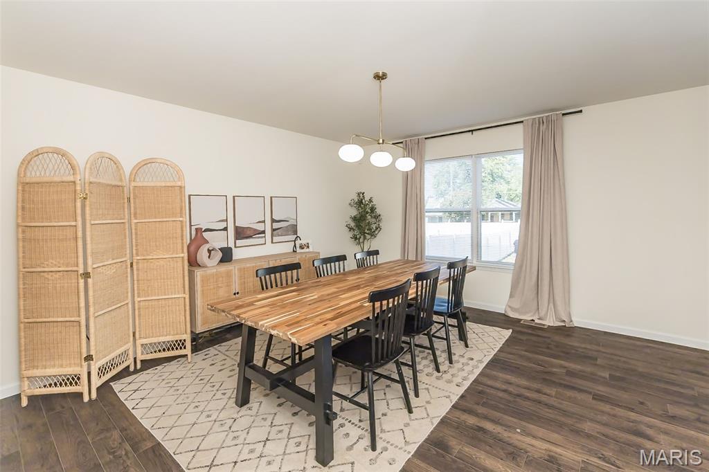 1237 Eskridge Lane