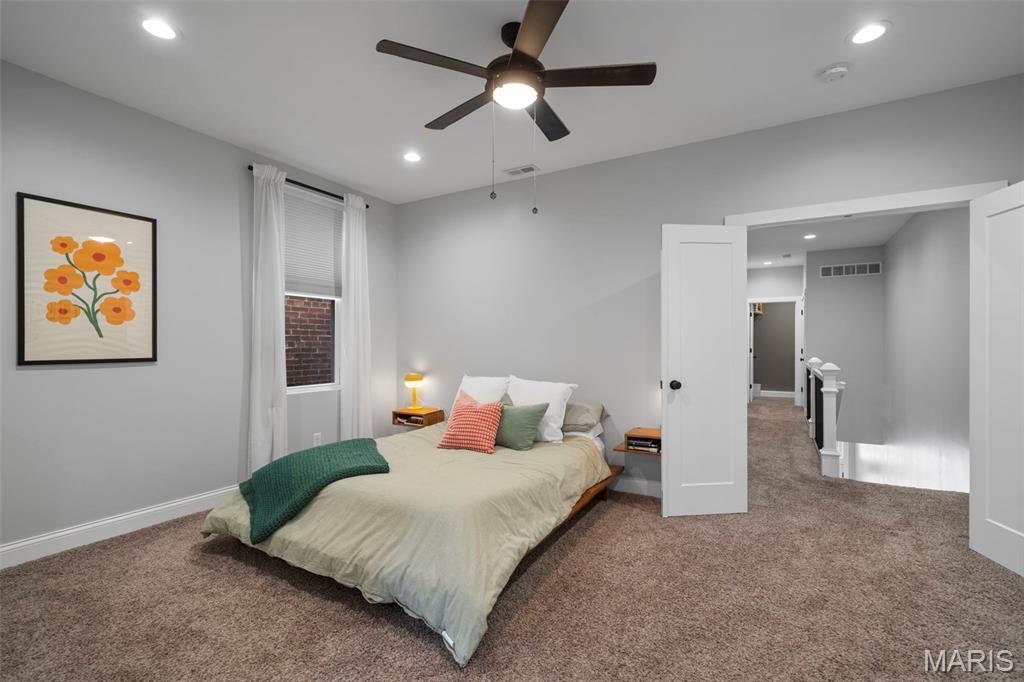 2250 S Jefferson Avenue