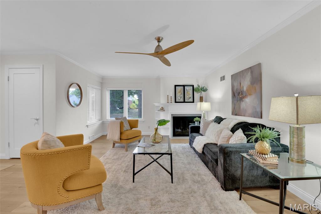 533 Bedford Oaks Drive