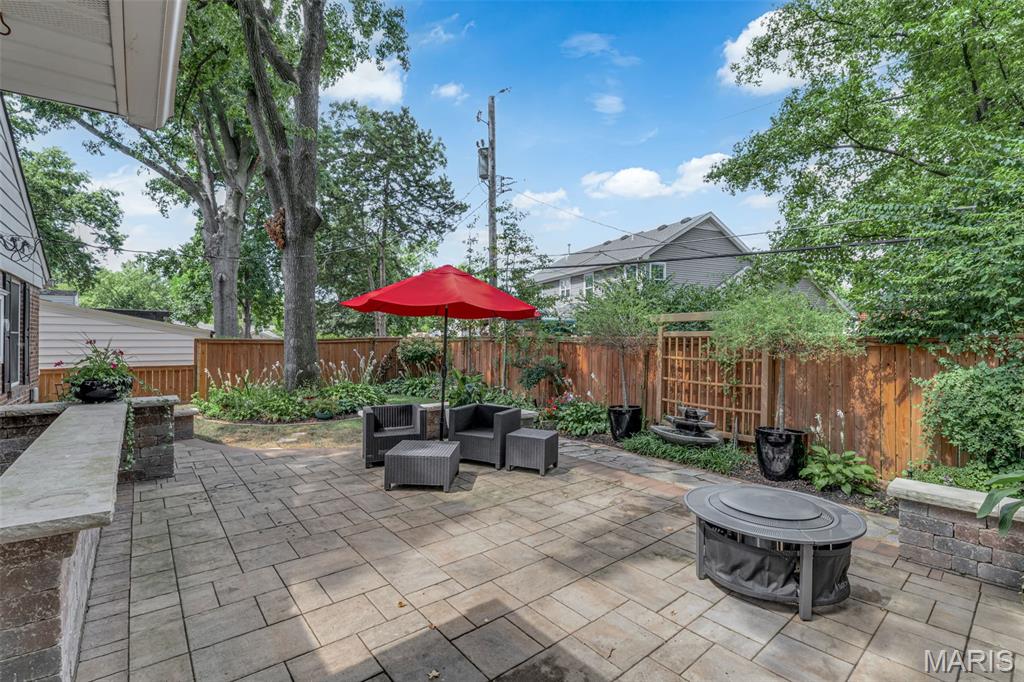 533 Bedford Oaks Drive