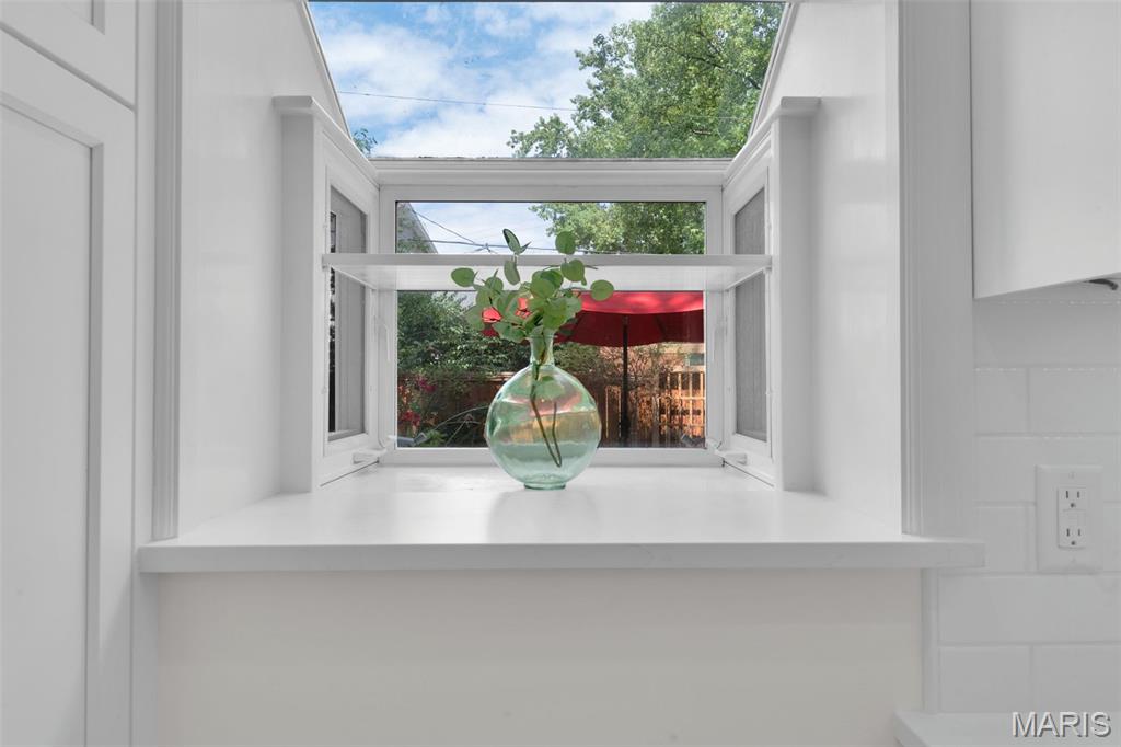 533 Bedford Oaks Drive