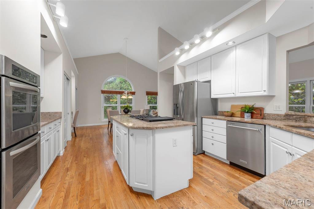 1515 Lace Bark Court