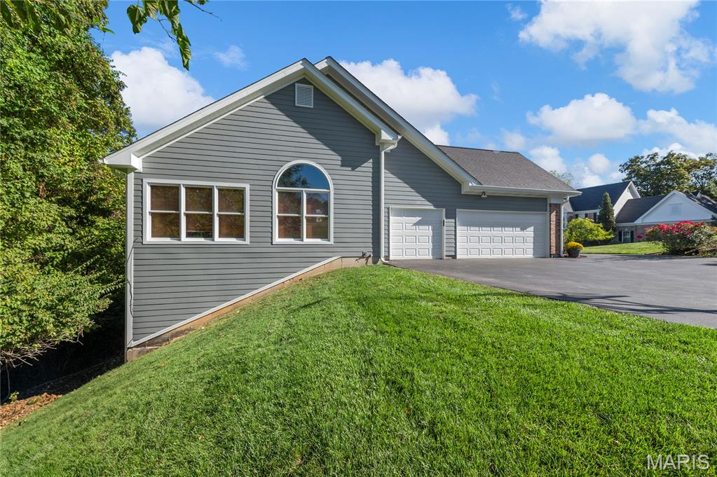 1515 Lace Bark Court