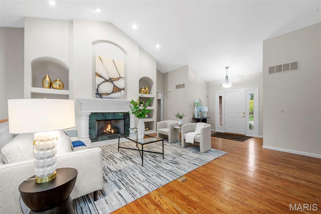 1515 Lace Bark Court