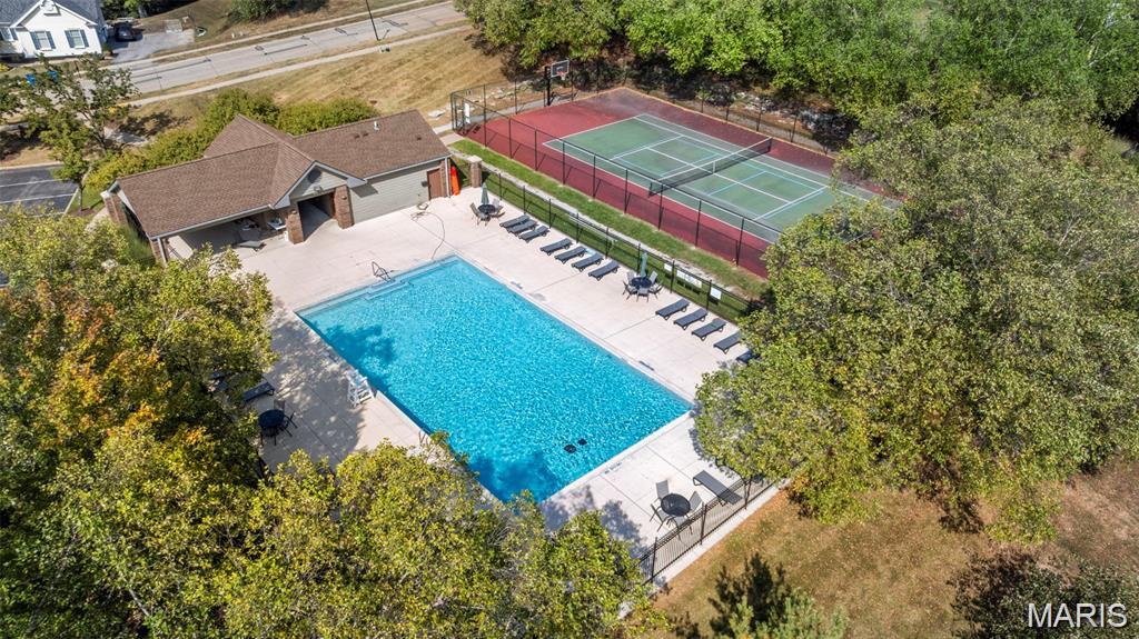 1515 Lace Bark Court