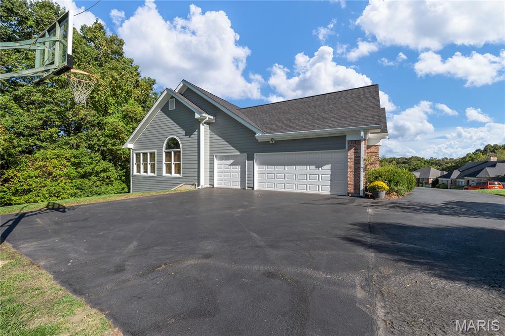 1515 Lace Bark Court