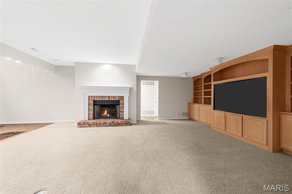 1515 Lace Bark Court