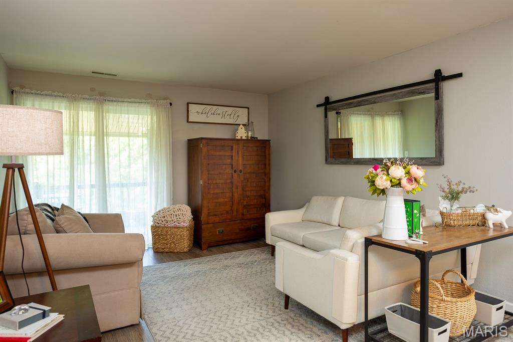 1926 Hunting Lake Court Unit: 304