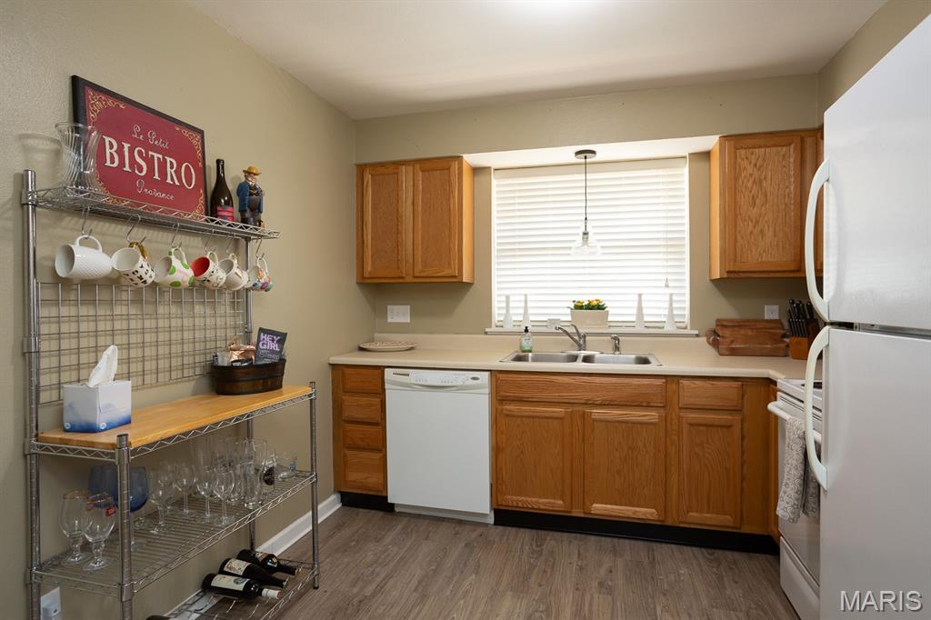 1926 Hunting Lake Court Unit: 304