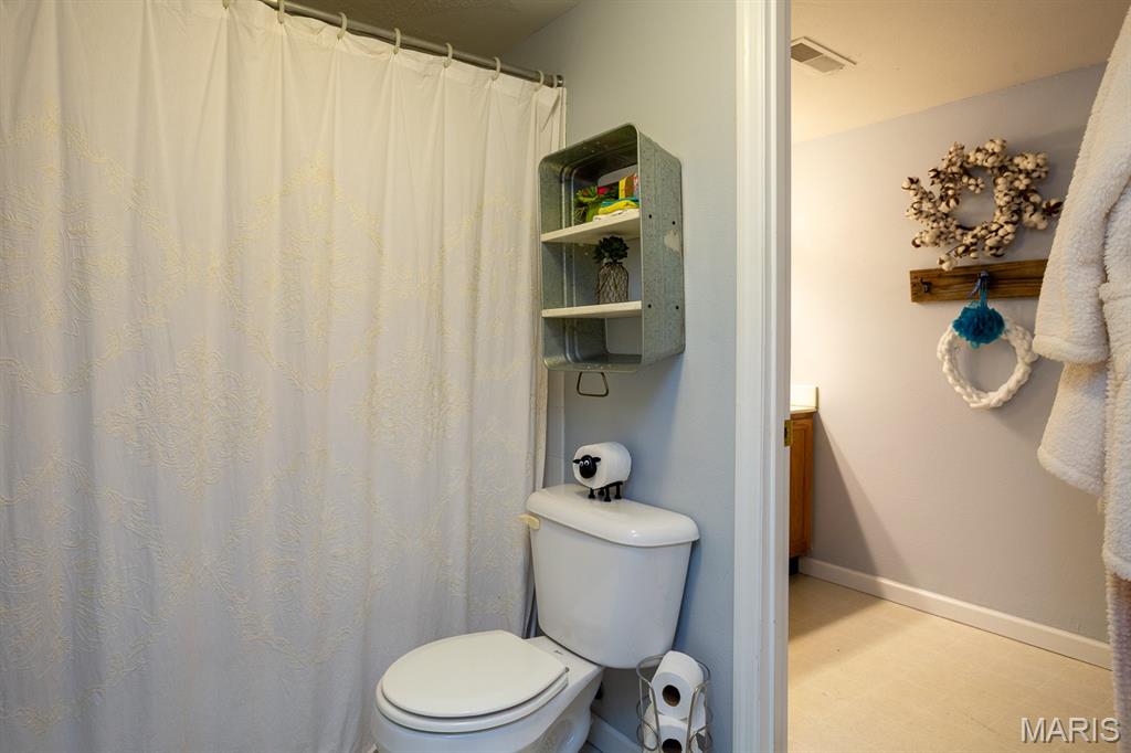 1926 Hunting Lake Court Unit: 304
