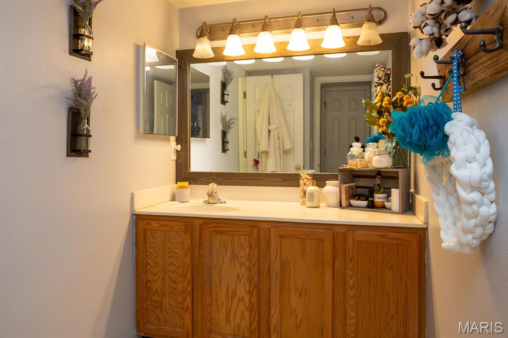 1926 Hunting Lake Court Unit: 304
