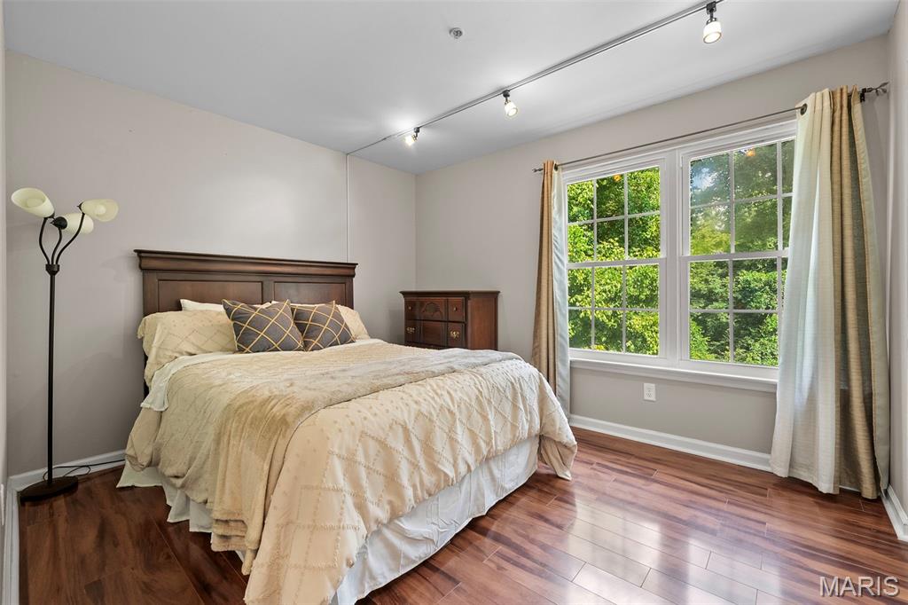 1400 Summertree Springs Avenue Unit: G