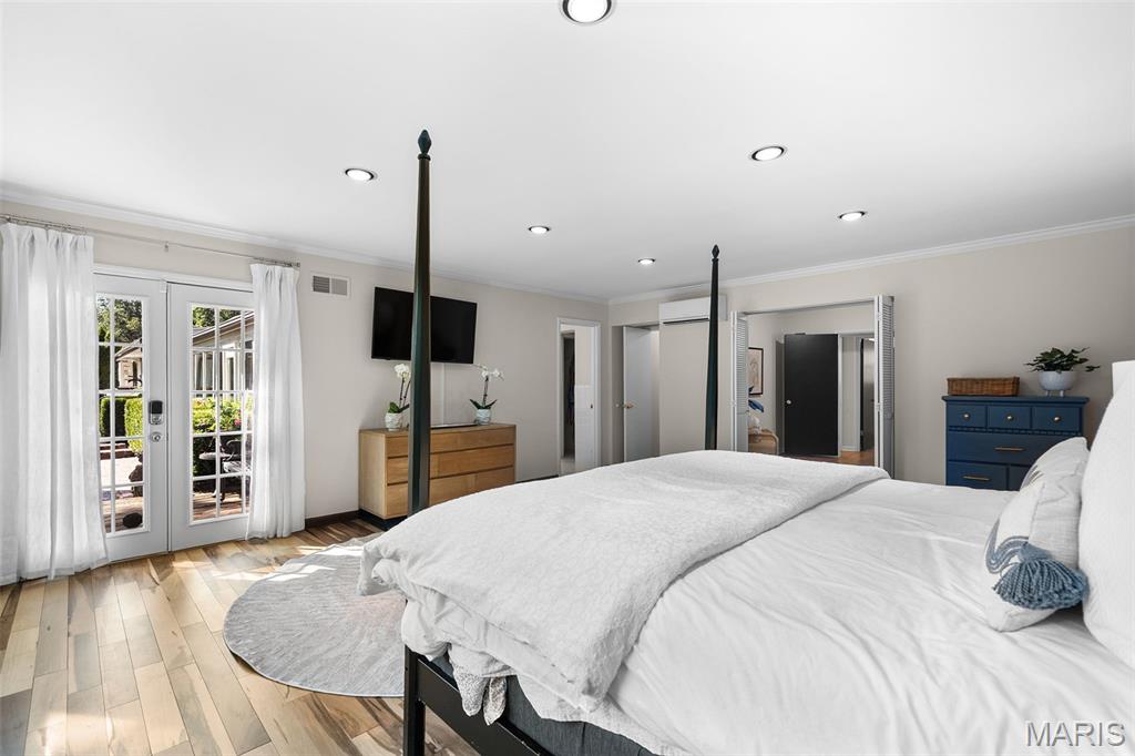 10228 Thornwood Drive