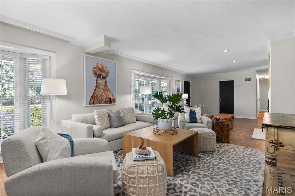 10228 Thornwood Drive