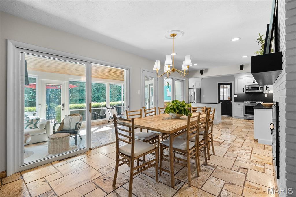 10228 Thornwood Drive