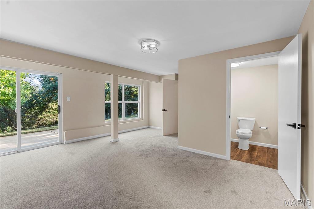 1362 Hunters Hollow Court