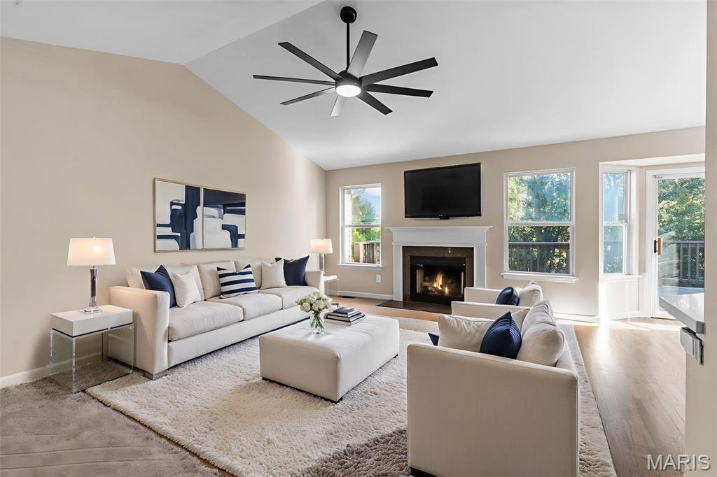 1362 Hunters Hollow Court