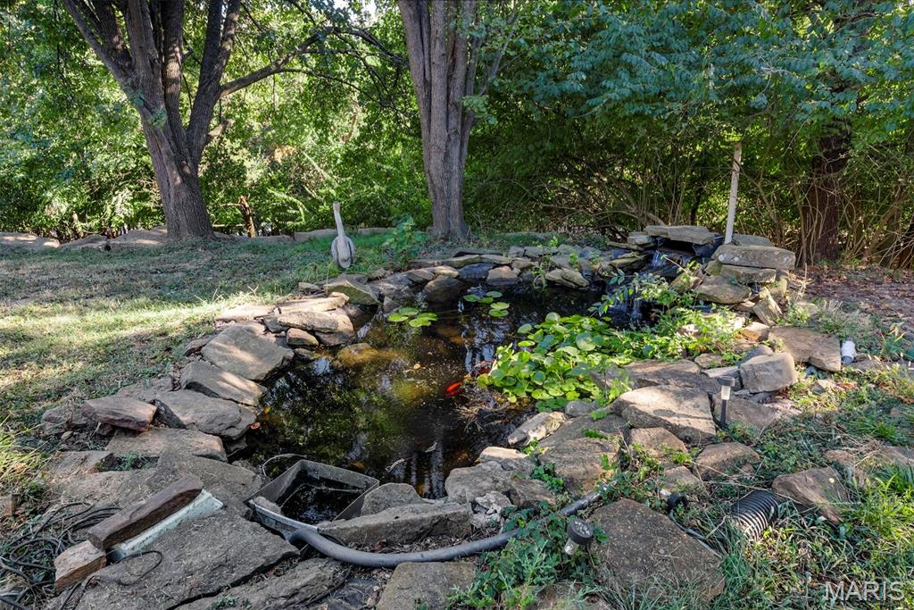 1362 Hunters Hollow Court