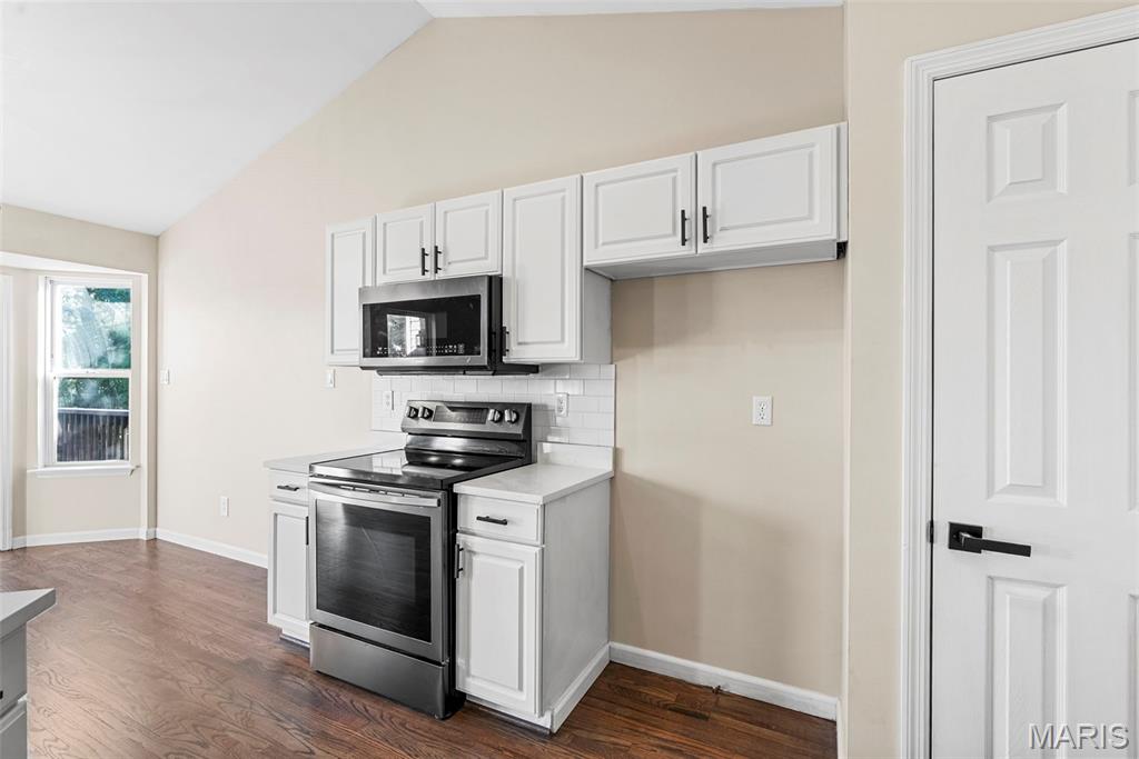 1362 Hunters Hollow Court