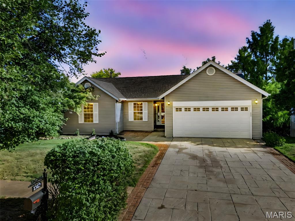 1362 Hunters Hollow Court