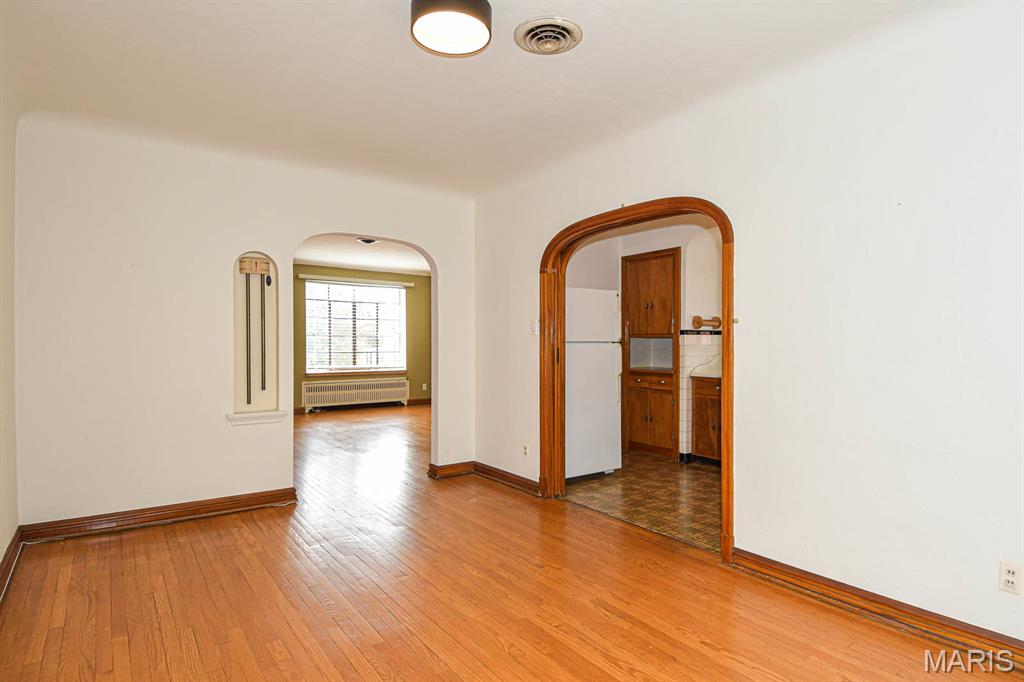 5859 Nottingham Avenue Unit: 2w