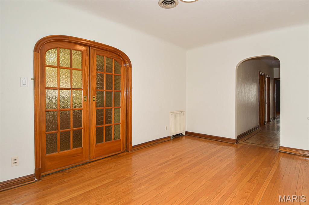 5859 Nottingham Avenue Unit: 2w